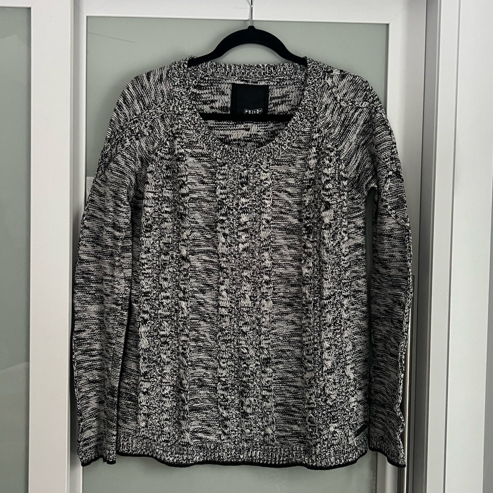Volcom Women’s Black and White Marled Knit Sweater